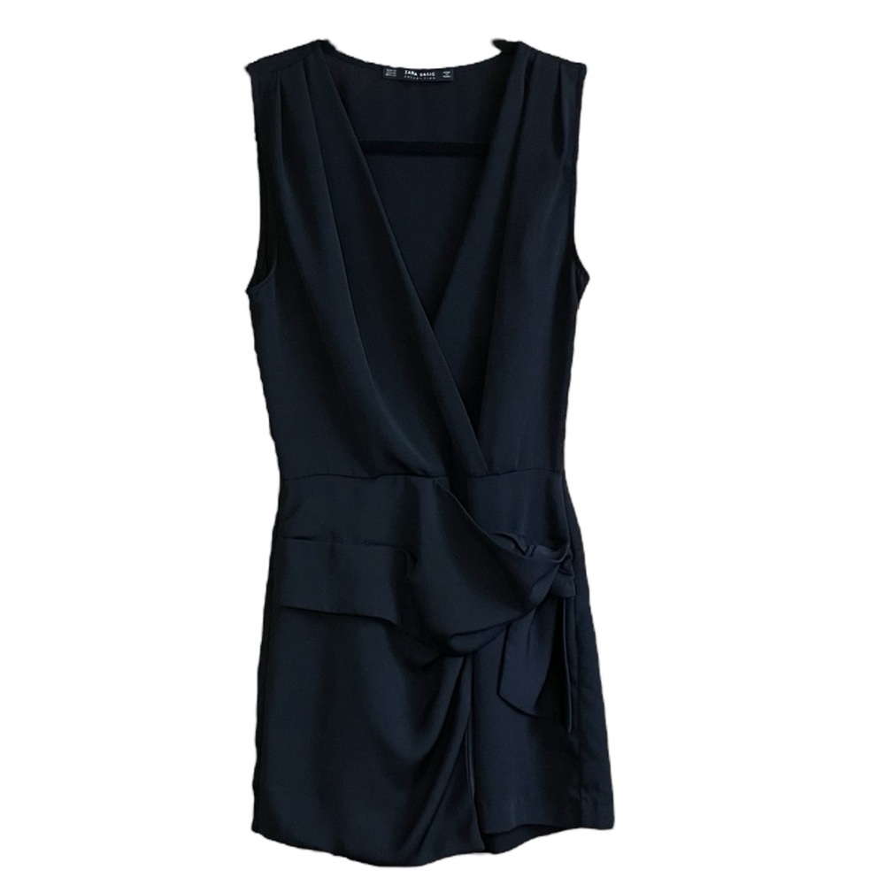 Zara Black Sleeveless V-Neck Jumpsuit‎